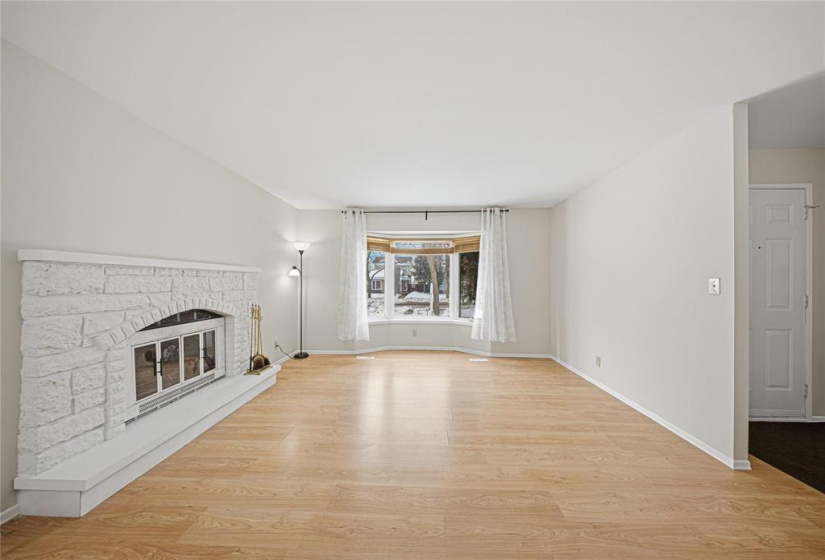 627 Novavista, 3 Bedrooms Bedrooms, 10 Rooms Rooms,1 BathroomBathrooms,Residential,For Sale,Novavista