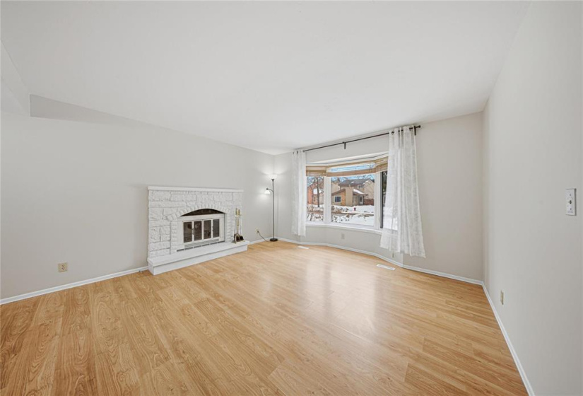 627 Novavista, 3 Bedrooms Bedrooms, 10 Rooms Rooms,1 BathroomBathrooms,Residential,For Sale,Novavista