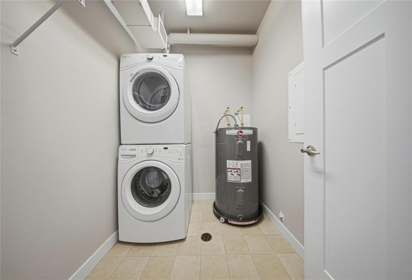 89 Creek Bend, 2 Bedrooms Bedrooms, 8 Rooms Rooms,2 BathroomsBathrooms,Condominium,For Sale,Creek Bend