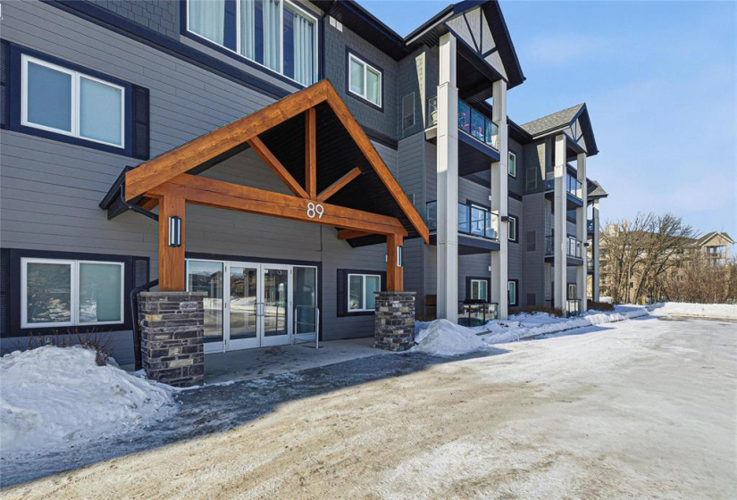 89 Creek Bend, 2 Bedrooms Bedrooms, 8 Rooms Rooms,2 BathroomsBathrooms,Condominium,For Sale,Creek Bend