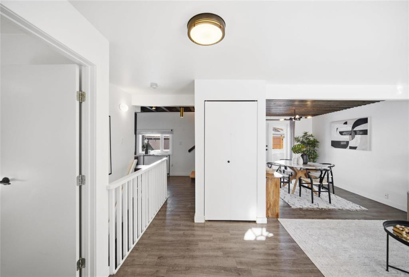 1321 Rosemount, 2 Bedrooms Bedrooms, 7 Rooms Rooms,2 BathroomsBathrooms,Residential,For Sale,Rosemount