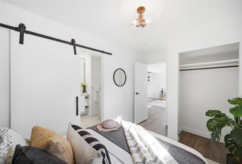 1321 Rosemount, 2 Bedrooms Bedrooms, 7 Rooms Rooms,2 BathroomsBathrooms,Residential,For Sale,Rosemount