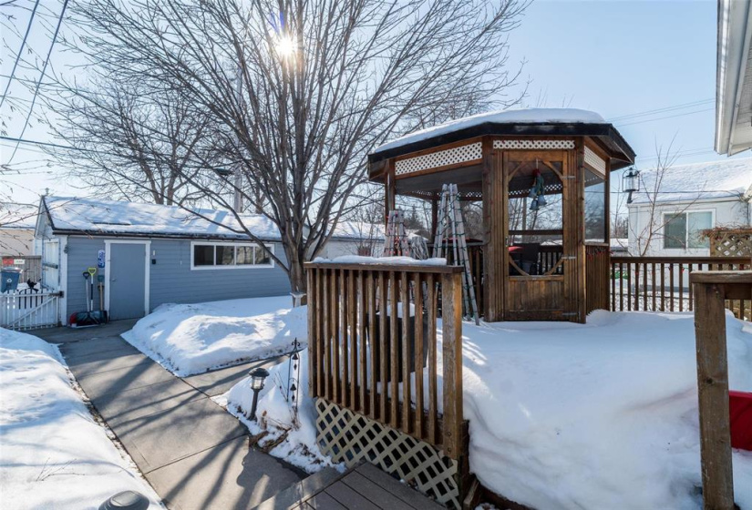 116 Handyside, 3 Bedrooms Bedrooms, 9 Rooms Rooms,2 BathroomsBathrooms,Residential,For Sale,Handyside