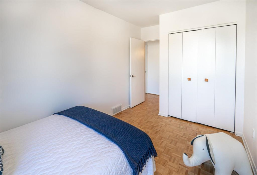 1 Snow, 3 Bedrooms Bedrooms, 10 Rooms Rooms,1 BathroomBathrooms,Condominium,For Sale,Snow