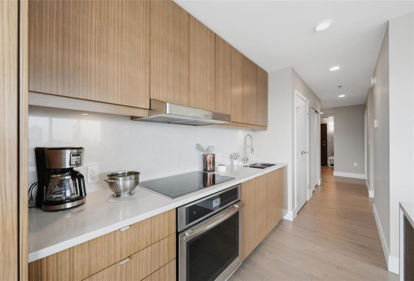 390 Assiniboine, 2 Bedrooms Bedrooms, 6 Rooms Rooms,2 BathroomsBathrooms,Condominium,For Sale,Assiniboine