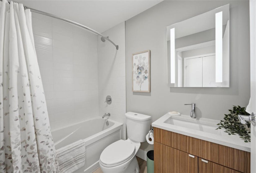 390 Assiniboine, 2 Bedrooms Bedrooms, 6 Rooms Rooms,2 BathroomsBathrooms,Condominium,For Sale,Assiniboine