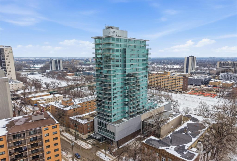 390 Assiniboine, 2 Bedrooms Bedrooms, 6 Rooms Rooms,2 BathroomsBathrooms,Condominium,For Sale,Assiniboine