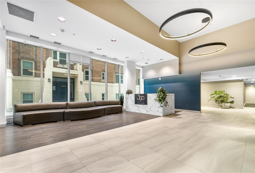 390 Assiniboine, 2 Bedrooms Bedrooms, 6 Rooms Rooms,2 BathroomsBathrooms,Condominium,For Sale,Assiniboine