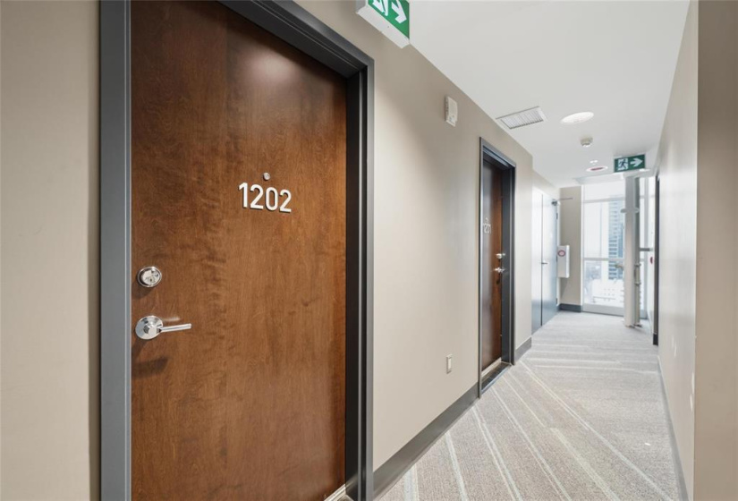 390 Assiniboine, 2 Bedrooms Bedrooms, 6 Rooms Rooms,2 BathroomsBathrooms,Condominium,For Sale,Assiniboine