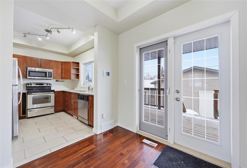 859 Beach, 3 Bedrooms Bedrooms, 9 Rooms Rooms,1 BathroomBathrooms,Residential,For Sale,Beach