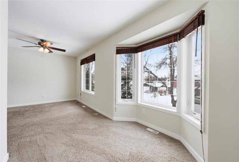 859 Beach, 3 Bedrooms Bedrooms, 9 Rooms Rooms,1 BathroomBathrooms,Residential,For Sale,Beach