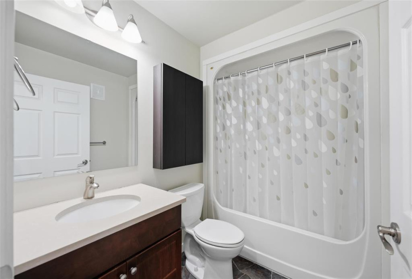 859 Beach, 3 Bedrooms Bedrooms, 9 Rooms Rooms,1 BathroomBathrooms,Residential,For Sale,Beach