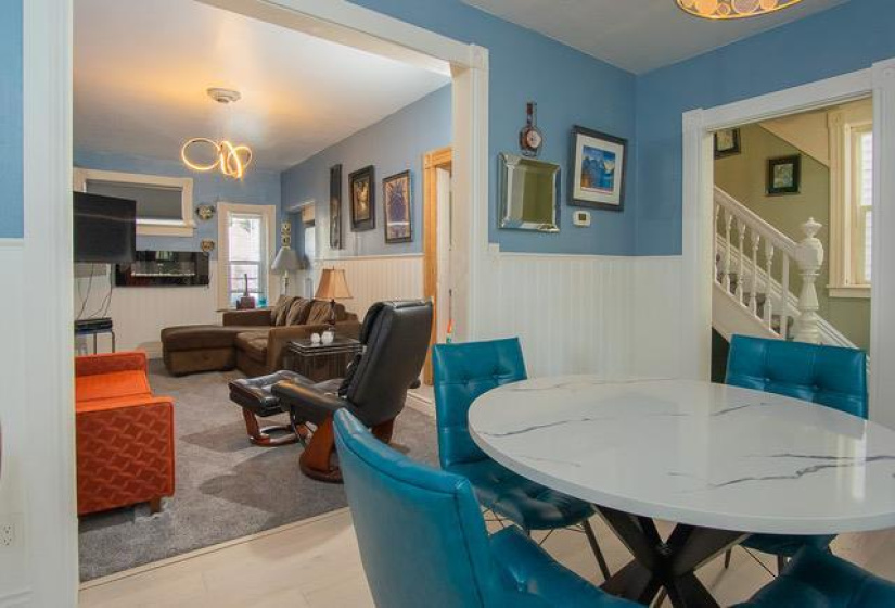 788 Beverley, 3 Bedrooms Bedrooms, 9 Rooms Rooms,2 BathroomsBathrooms,Residential,For Sale,Beverley