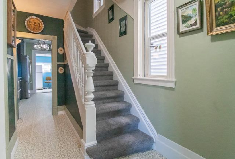 788 Beverley, 3 Bedrooms Bedrooms, 9 Rooms Rooms,2 BathroomsBathrooms,Residential,For Sale,Beverley