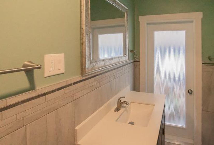 788 Beverley, 3 Bedrooms Bedrooms, 9 Rooms Rooms,2 BathroomsBathrooms,Residential,For Sale,Beverley