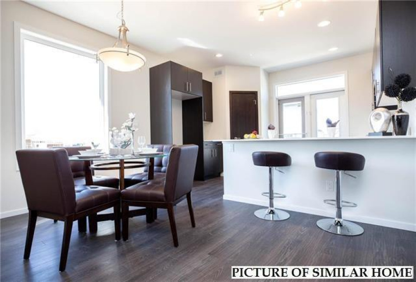 99 YALETON, 3 Bedrooms Bedrooms, 9 Rooms Rooms,2 BathroomsBathrooms,Residential,For Sale,YALETON