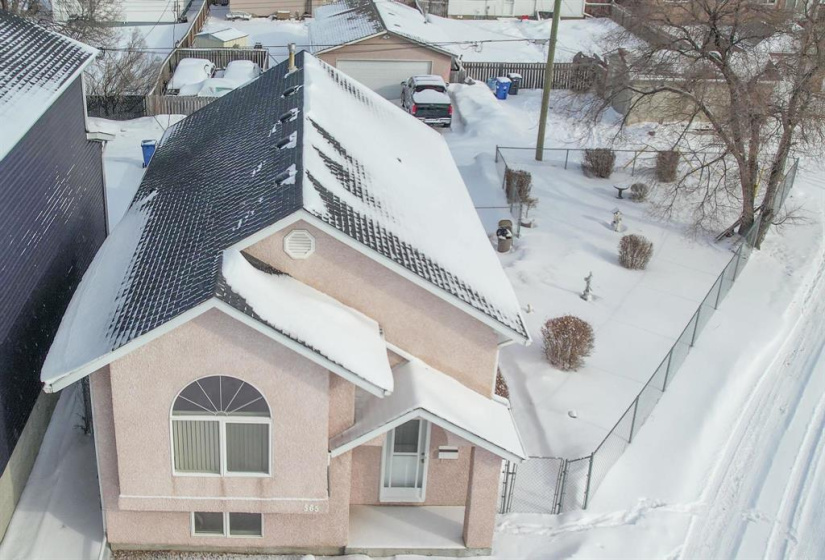 565 Trent, 2 Bedrooms Bedrooms, 8 Rooms Rooms,1 BathroomBathrooms,Residential,For Sale,Trent