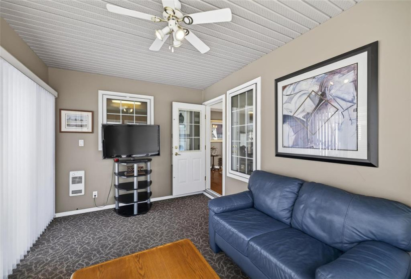 4 Oakwood, 3 Bedrooms Bedrooms, 14 Rooms Rooms,3 BathroomsBathrooms,Condominium,For Sale,Oakwood