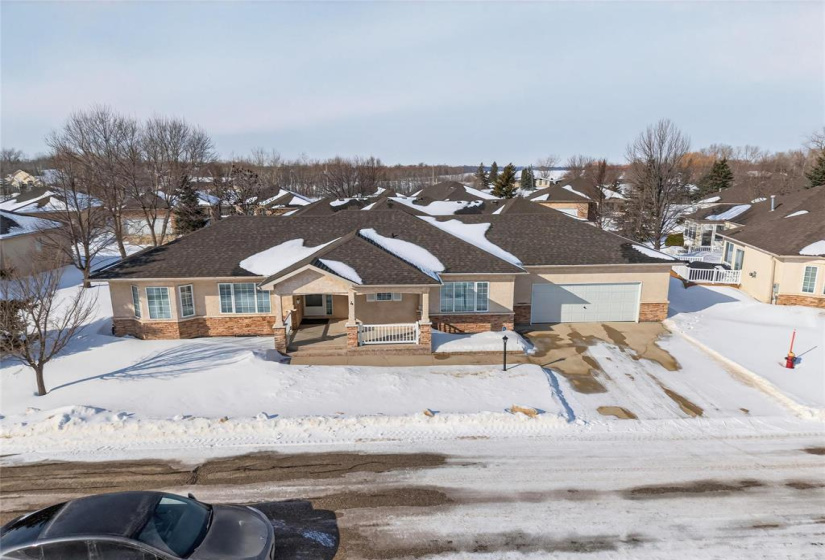 4 Oakwood, 3 Bedrooms Bedrooms, 14 Rooms Rooms,3 BathroomsBathrooms,Condominium,For Sale,Oakwood