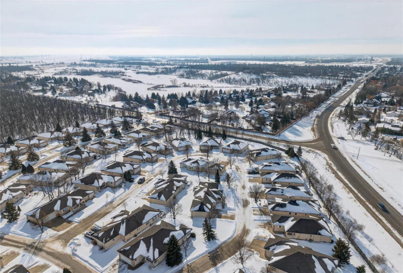 4 Oakwood, 3 Bedrooms Bedrooms, 14 Rooms Rooms,3 BathroomsBathrooms,Condominium,For Sale,Oakwood