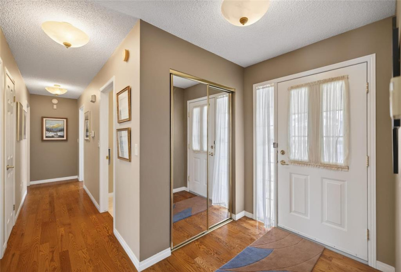 4 Oakwood, 3 Bedrooms Bedrooms, 14 Rooms Rooms,3 BathroomsBathrooms,Condominium,For Sale,Oakwood