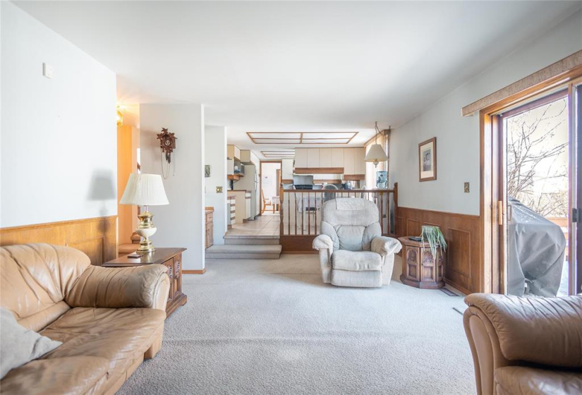 766 Sturgeon, 3 Bedrooms Bedrooms, 15 Rooms Rooms,3 BathroomsBathrooms,Residential,For Sale,Sturgeon