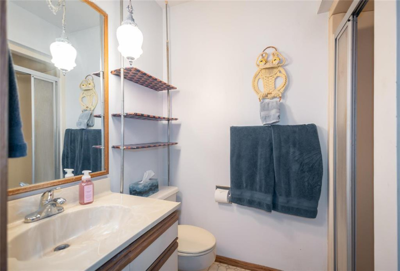 766 Sturgeon, 3 Bedrooms Bedrooms, 15 Rooms Rooms,3 BathroomsBathrooms,Residential,For Sale,Sturgeon