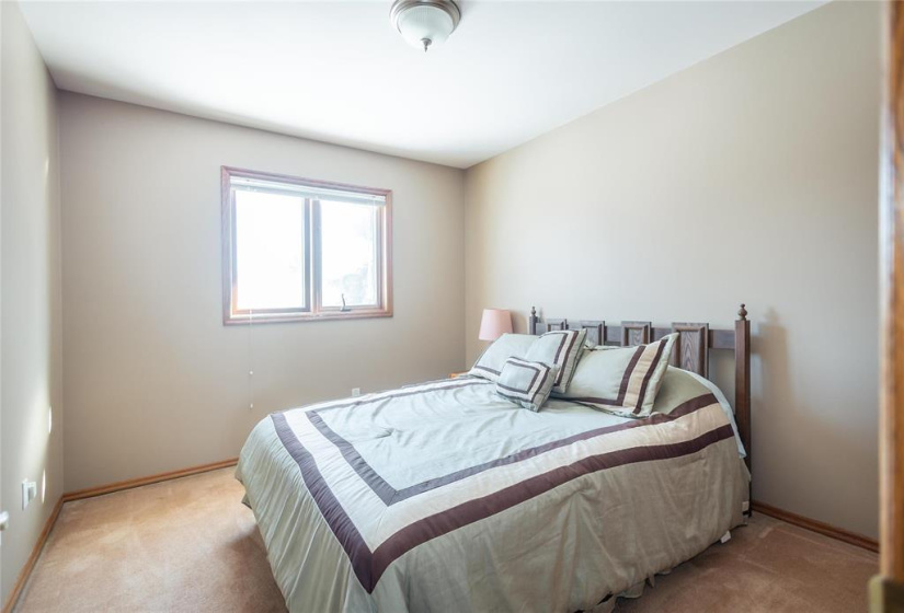 766 Sturgeon, 3 Bedrooms Bedrooms, 15 Rooms Rooms,3 BathroomsBathrooms,Residential,For Sale,Sturgeon