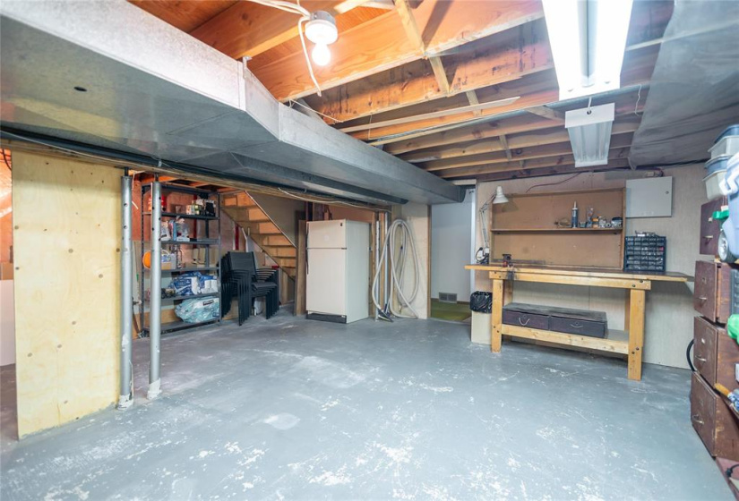 766 Sturgeon, 3 Bedrooms Bedrooms, 15 Rooms Rooms,3 BathroomsBathrooms,Residential,For Sale,Sturgeon