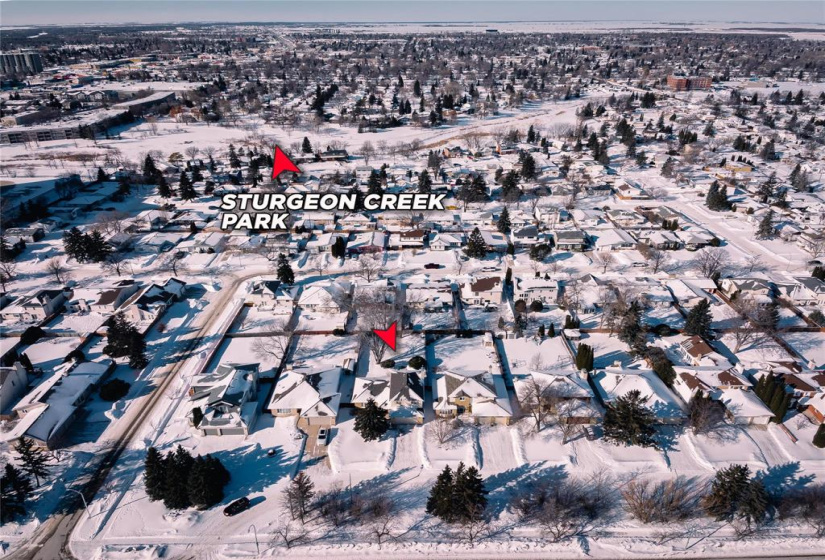 766 Sturgeon, 3 Bedrooms Bedrooms, 15 Rooms Rooms,3 BathroomsBathrooms,Residential,For Sale,Sturgeon