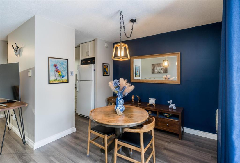 750 Kenaston, 1 Bedroom Bedrooms, 6 Rooms Rooms,1 BathroomBathrooms,Condominium,For Sale,Kenaston