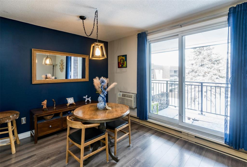 750 Kenaston, 1 Bedroom Bedrooms, 6 Rooms Rooms,1 BathroomBathrooms,Condominium,For Sale,Kenaston