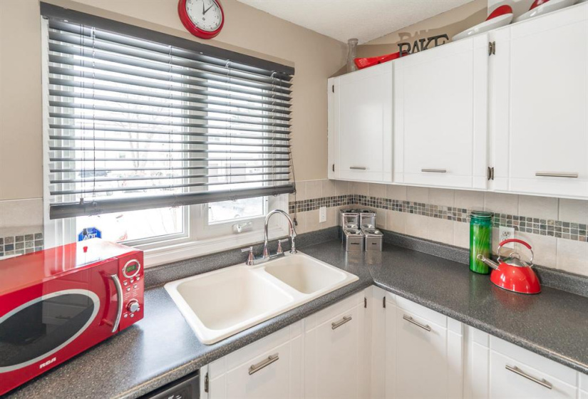 1730 Taylor, 3 Bedrooms Bedrooms, 9 Rooms Rooms,1 BathroomBathrooms,Condominium,For Sale,Taylor