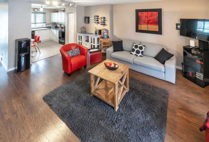 1730 Taylor, 3 Bedrooms Bedrooms, 9 Rooms Rooms,1 BathroomBathrooms,Condominium,For Sale,Taylor