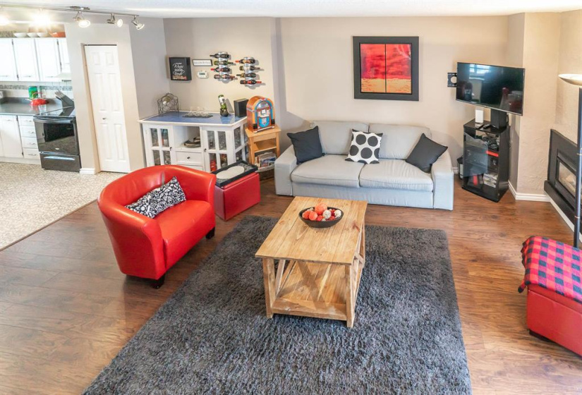 1730 Taylor, 3 Bedrooms Bedrooms, 9 Rooms Rooms,1 BathroomBathrooms,Condominium,For Sale,Taylor