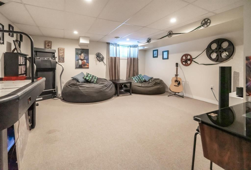 1730 Taylor, 3 Bedrooms Bedrooms, 9 Rooms Rooms,1 BathroomBathrooms,Condominium,For Sale,Taylor