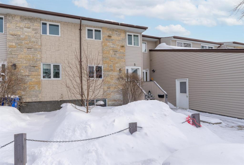 1730 Taylor, 3 Bedrooms Bedrooms, 9 Rooms Rooms,1 BathroomBathrooms,Condominium,For Sale,Taylor