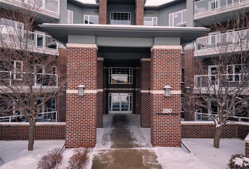 280 Fairhaven, 2 Bedrooms Bedrooms, 7 Rooms Rooms,2 BathroomsBathrooms,Condominium,For Sale,Fairhaven