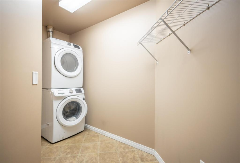 280 Fairhaven, 2 Bedrooms Bedrooms, 7 Rooms Rooms,2 BathroomsBathrooms,Condominium,For Sale,Fairhaven