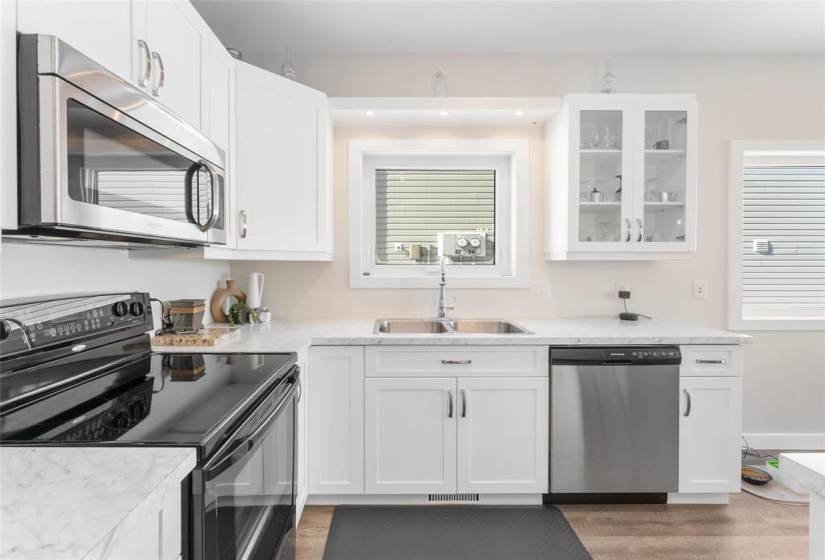 66 Briarwood, 2 Bedrooms Bedrooms, 6 Rooms Rooms,2 BathroomsBathrooms,Residential,For Sale,Briarwood