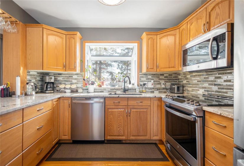 140 St Michael, 3 Bedrooms Bedrooms, 14 Rooms Rooms,2 BathroomsBathrooms,Residential,For Sale,St Michael