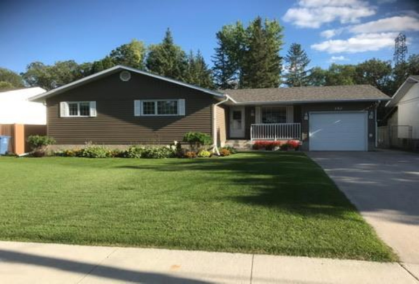 140 St Michael, 3 Bedrooms Bedrooms, 14 Rooms Rooms,2 BathroomsBathrooms,Residential,For Sale,St Michael