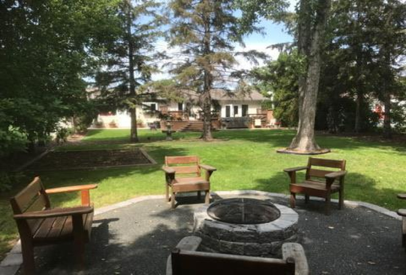 140 St Michael, 3 Bedrooms Bedrooms, 14 Rooms Rooms,2 BathroomsBathrooms,Residential,For Sale,St Michael