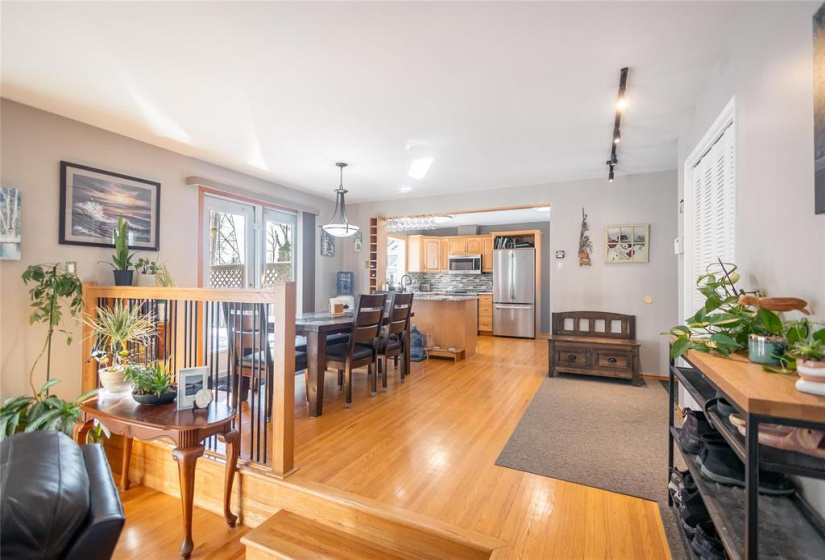 140 St Michael, 3 Bedrooms Bedrooms, 14 Rooms Rooms,2 BathroomsBathrooms,Residential,For Sale,St Michael