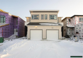 261 Moonlight, 3 Bedrooms Bedrooms, 10 Rooms Rooms,2 BathroomsBathrooms,Residential,For Sale,Moonlight 261 Moonlight, 3 Bedrooms Bedrooms, 10 Rooms Rooms,2 BathroomsBathrooms,Residential,For Sale,Moonlight