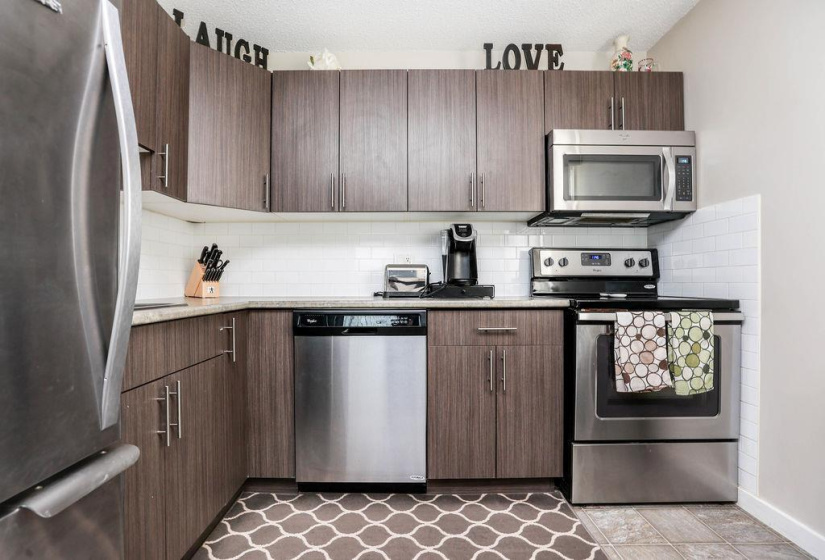 494 Beliveau, 1 Bedroom Bedrooms, 4 Rooms Rooms,1 BathroomBathrooms,Condominium,For Sale,Beliveau