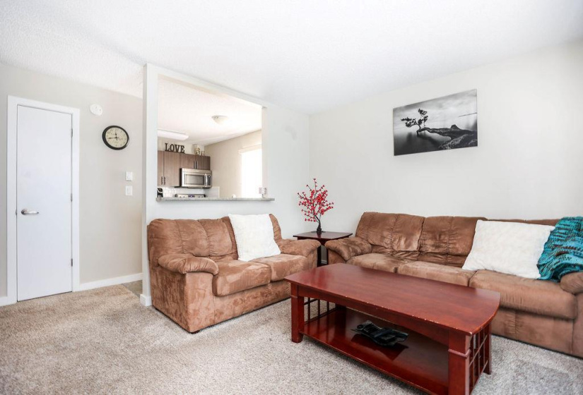 494 Beliveau, 1 Bedroom Bedrooms, 4 Rooms Rooms,1 BathroomBathrooms,Condominium,For Sale,Beliveau