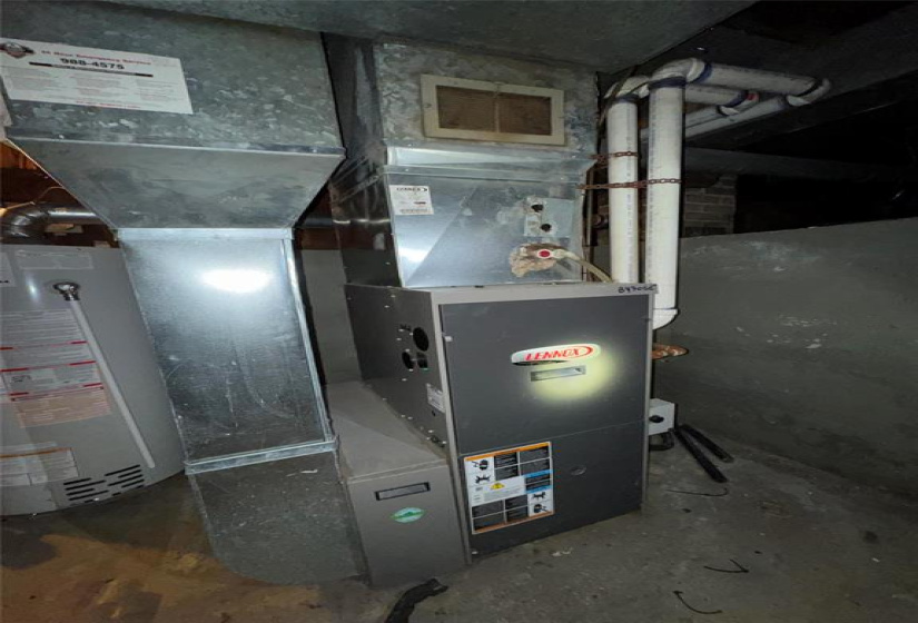 1063 Burrows, 2 Bedrooms Bedrooms, 5 Rooms Rooms,1 BathroomBathrooms,Residential,For Sale,Burrows