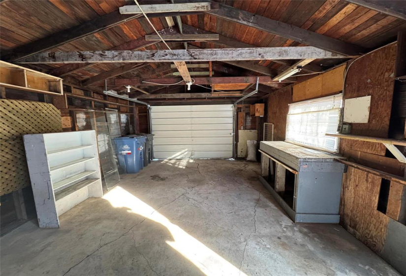 1063 Burrows, 2 Bedrooms Bedrooms, 5 Rooms Rooms,1 BathroomBathrooms,Residential,For Sale,Burrows