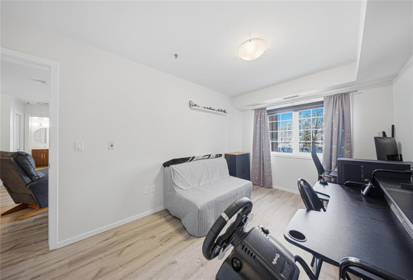 25 Bridgeland, 2 Bedrooms Bedrooms, 7 Rooms Rooms,1 BathroomBathrooms,Condominium,For Sale,Bridgeland